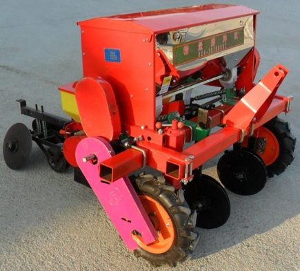 多功能小麦播种机