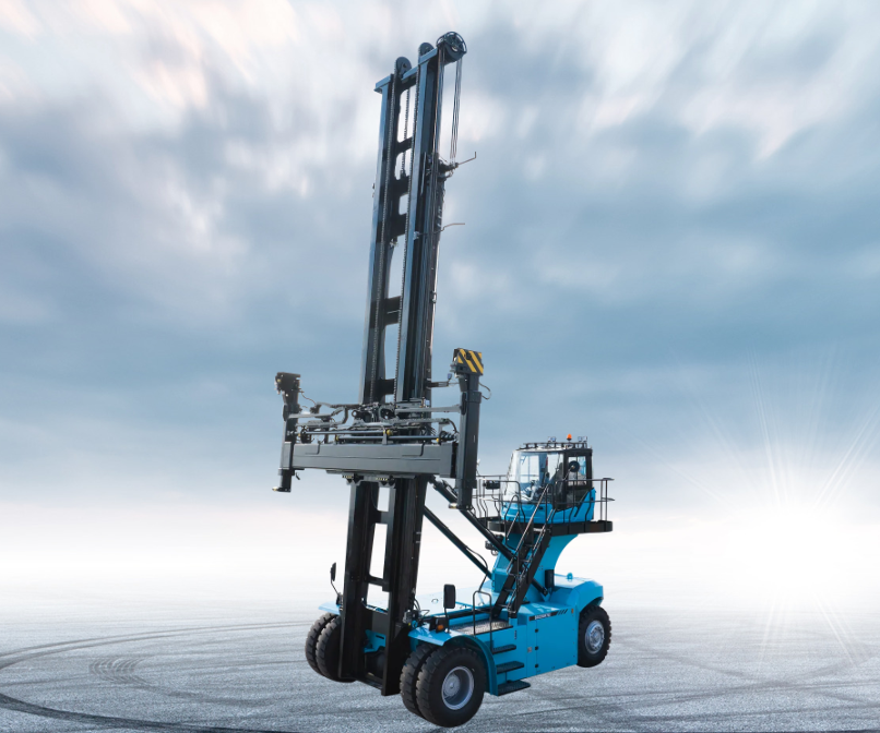 电动集装箱空箱堆高机